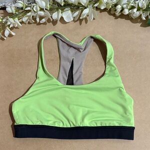 Lululemon Invigorate Bra *SW 2017 Seawheeze - Zippy Green / Black Size 4